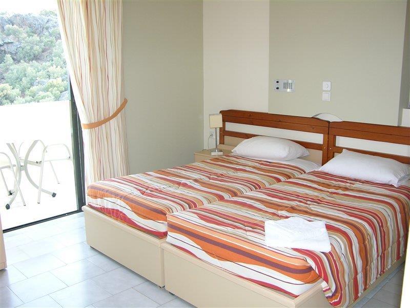 Polyrizos Hotel Rodakino Exteriér fotografie